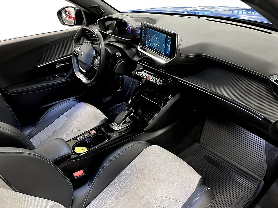 Bild på Peugeot 2008 GT 50kWh 136hk Aut B-KAMERA CARPLAY KEYLESS