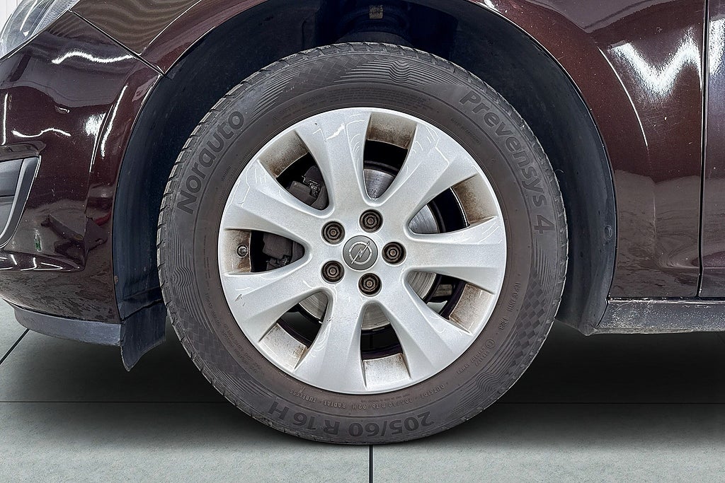 Opel Astra 2015