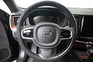 SUV Volvo XC60 15 av 22