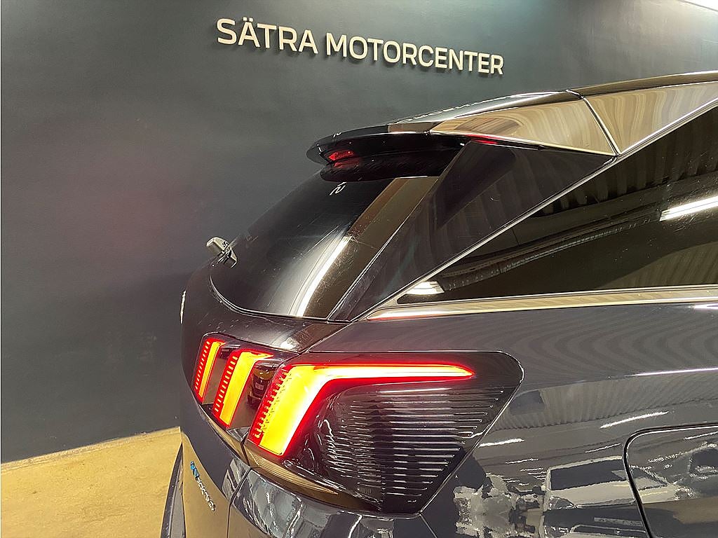 Bild på Peugeot 3008 GT Hybrid4 PHEV 300hk Aut 4WD - CARPLAY, NAV