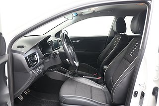 Halvkombi Kia Rio 7 av 20