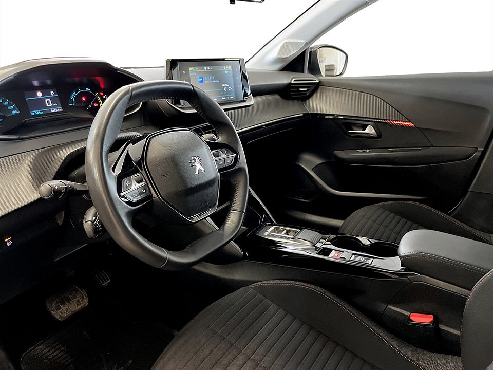 Bild på Peugeot E-208 Active Pack 50kWh 136hk Aut CARPLAY P-SENSORER