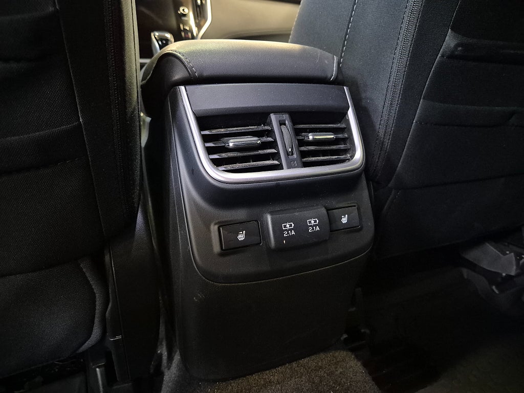 Subaru Outback 2.5 169hk 4WD XFuel Låg skatt CVT Aut / Adventure Drag