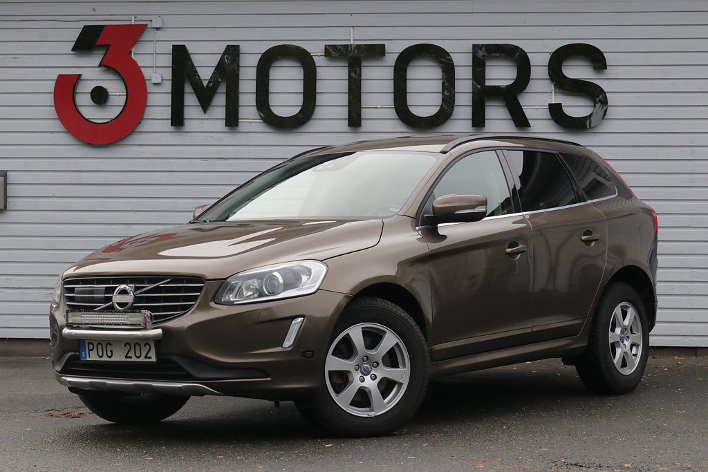 Volvo XC60 D4 AWD Momentum BLIS Adaptiv farthållare Drag