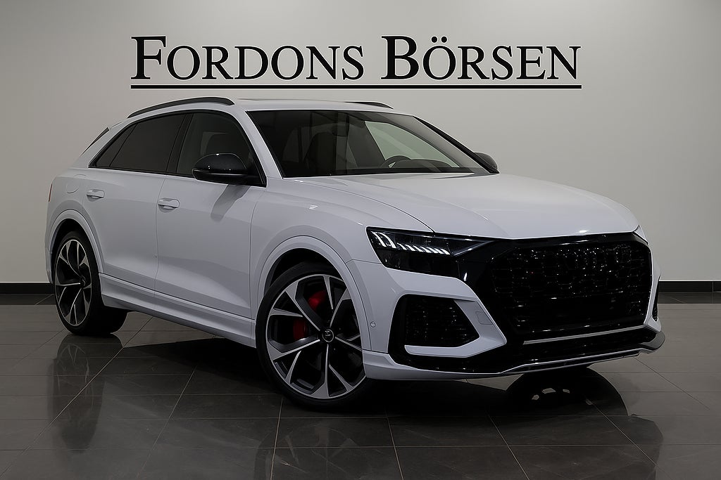 Audi RSQ8 600HK DYNAMIC+ MATRIX SOFTCLOSE BLACK OPTIK+ HUD