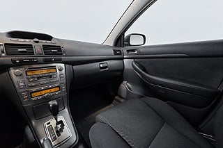 Toyota Avensis 2005 bild 24