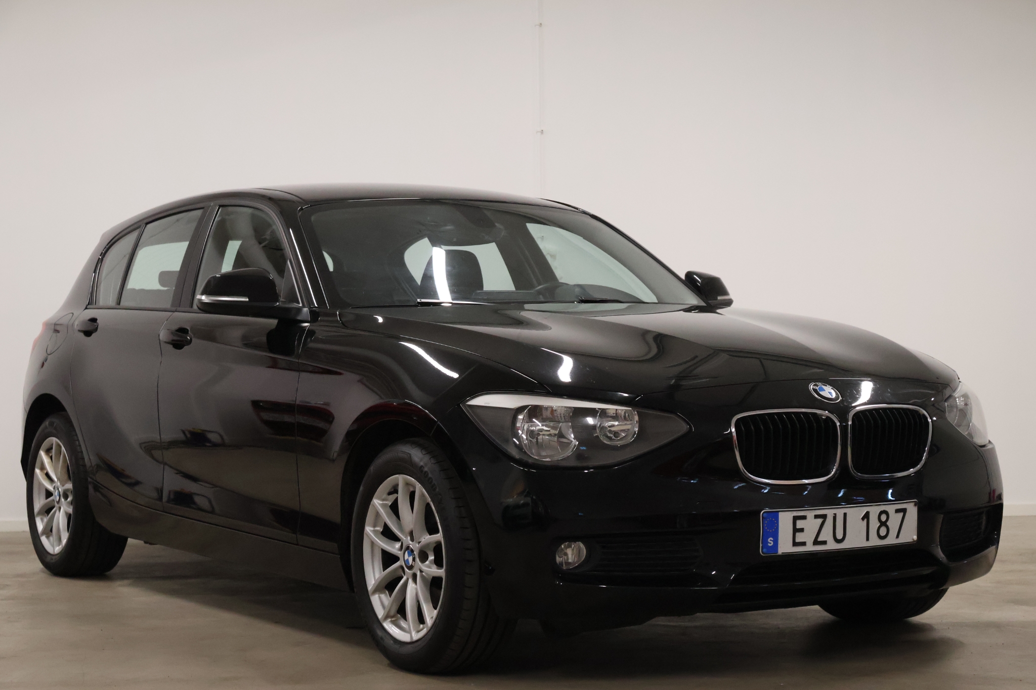 BMW 116 2013, kuva 3/10
