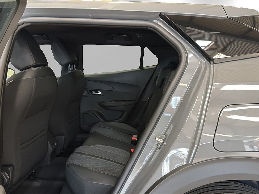 Peugeot 2008 Allure Hybrid 145  – bild 8