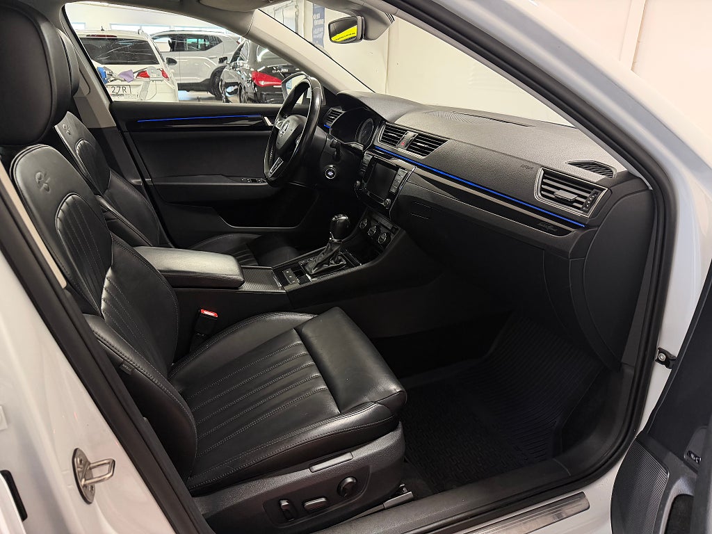 Skoda Superb 2016 - miniatyr 6