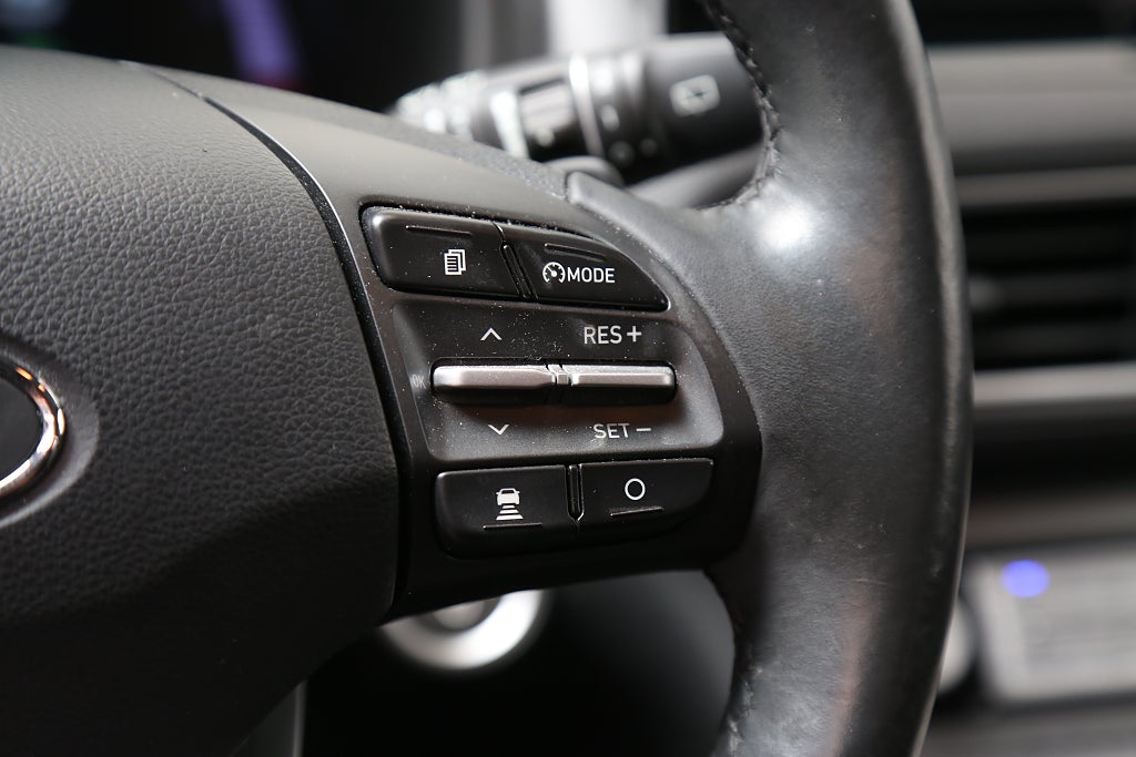 Hyundai Kona Electric 64 kWh Premium 204hk 1ägare I Nytt EV-batteri 2019