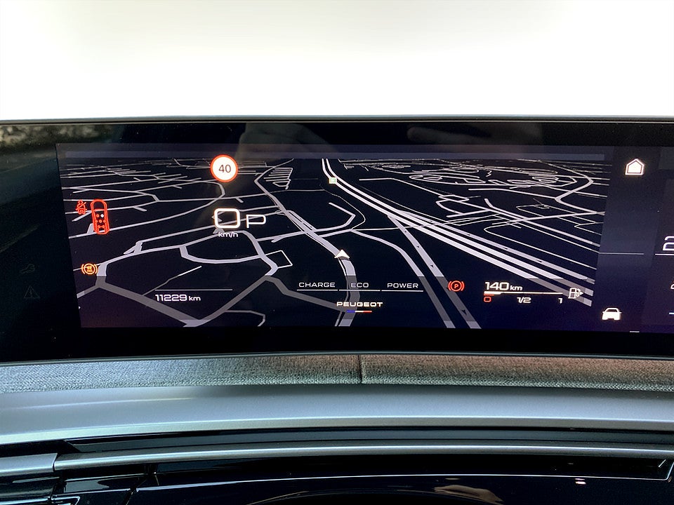 Bild på Peugeot 5008 GT Hybrid 145hk Aut 7-SITS B-KAMERA CARPLAY