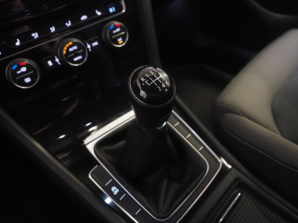 Volkswagen Golf Sportscombi 2.0 TDI 150hk GT | D-värm | 2015