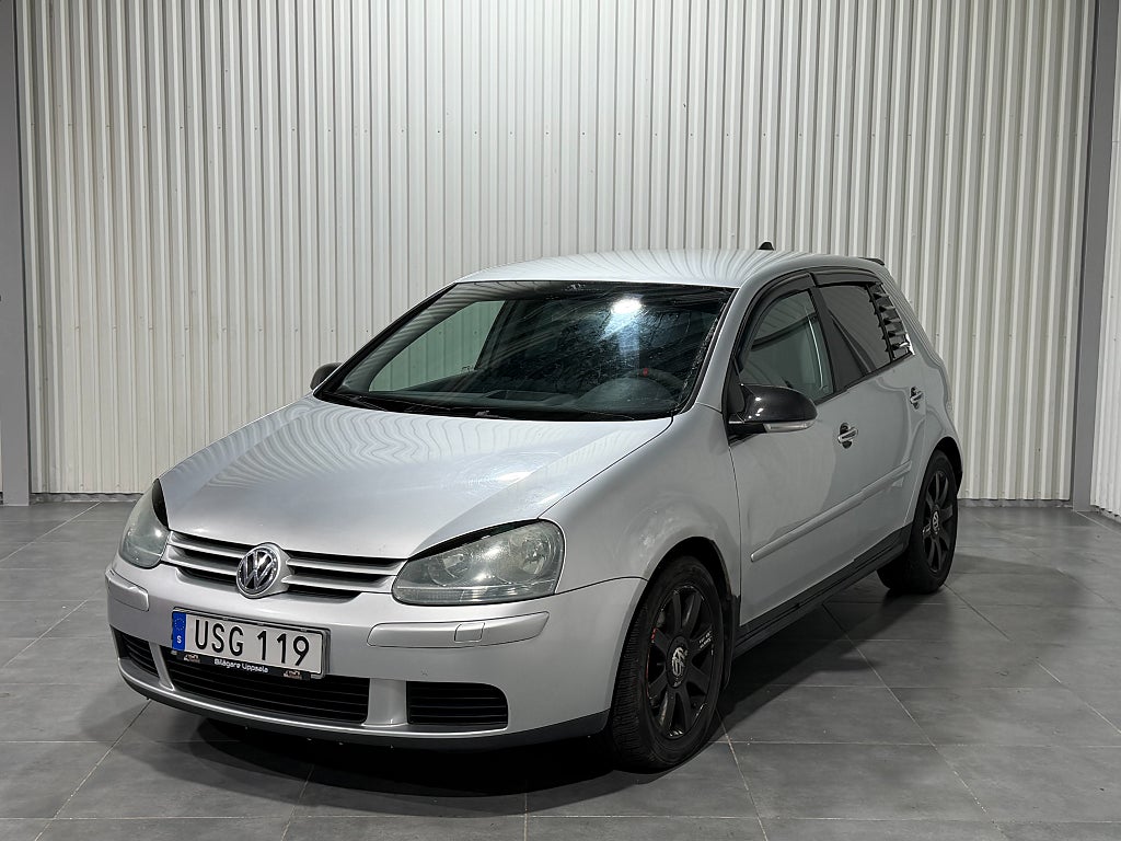 Volkswagen Golf 5-dörrar 1.6 FSI Sportline