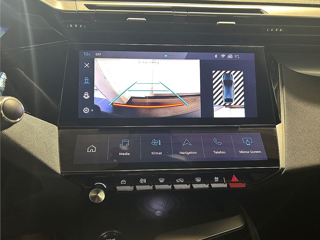 Bild på Peugeot 408 GT 1.2 PT 130hk Aut - 360-KAMERA