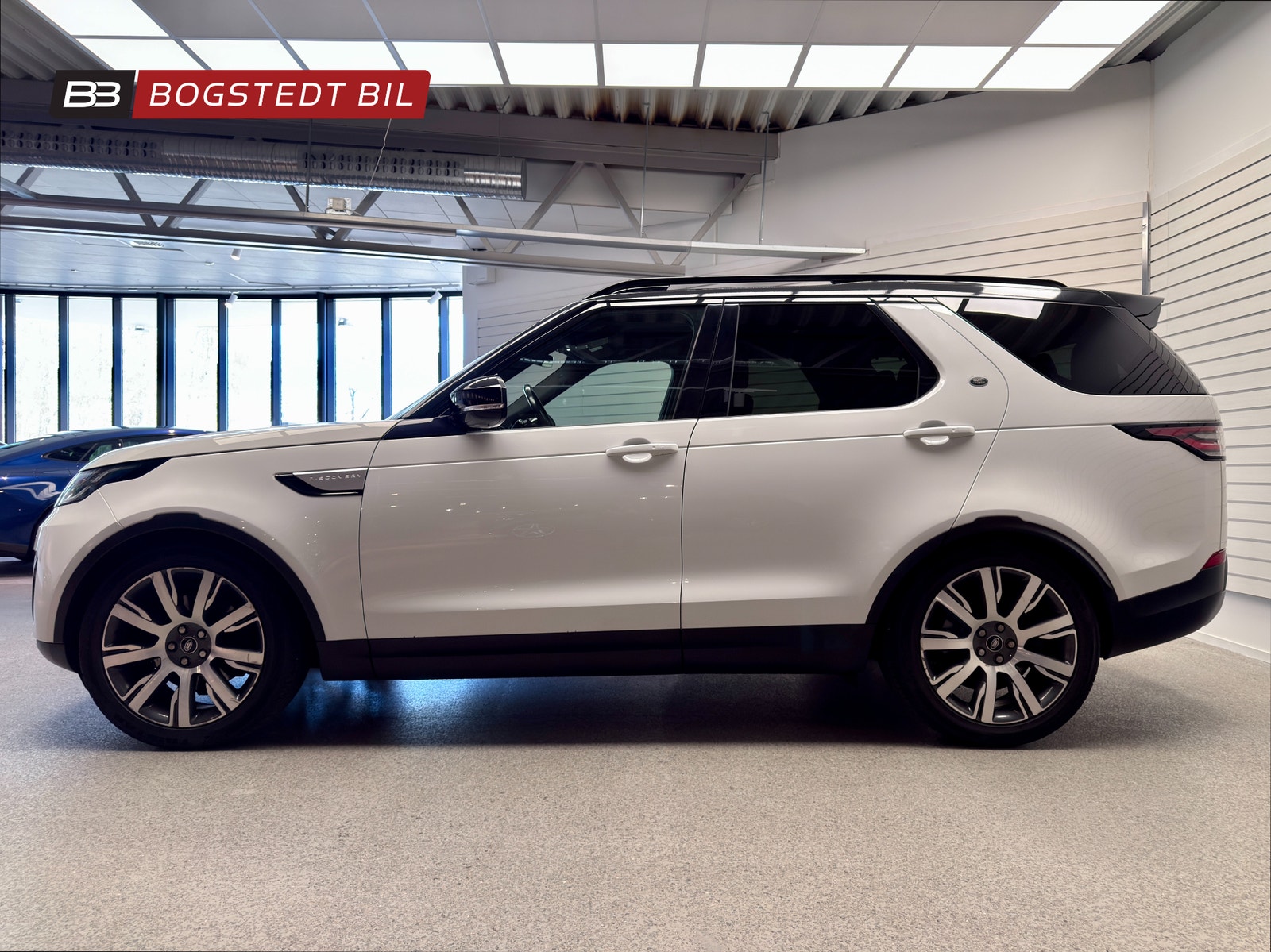 Land Rover Discovery SD4 240hk HSE | 7-sits | Drag | Panorama 2017 - miniatyr 4