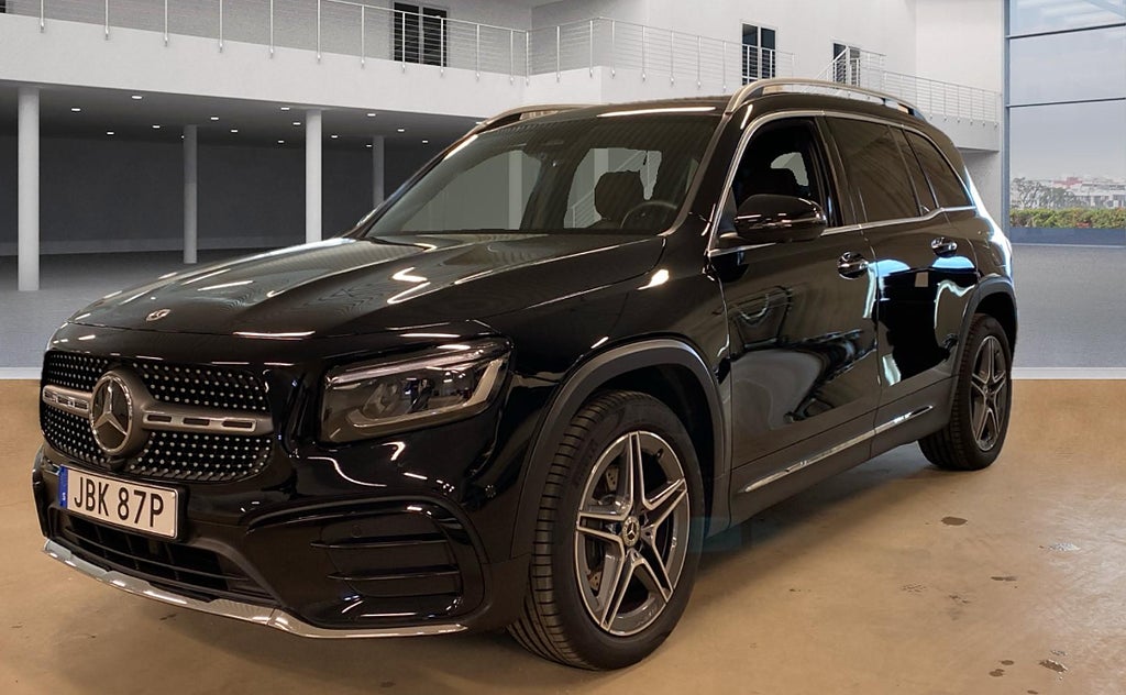 Mercedes-Benz GLB 200 AMG 7-sits Värmare Glastak Drag - bild 13