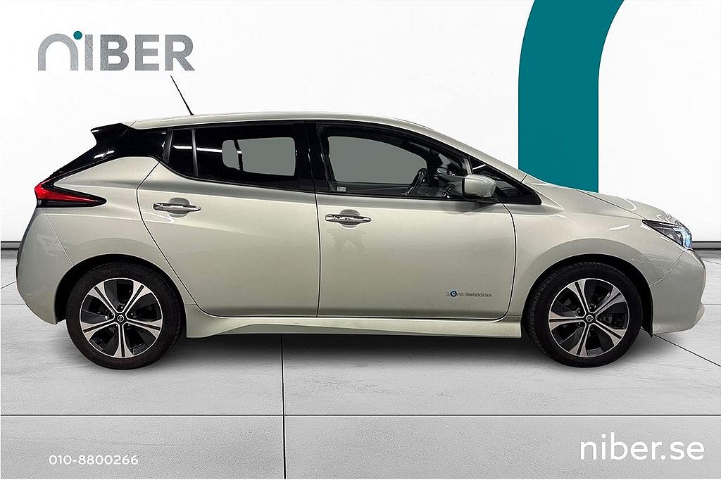 Nissan Leaf 40KWH 150hk, N-Connecta, Halvläder, 360kamera