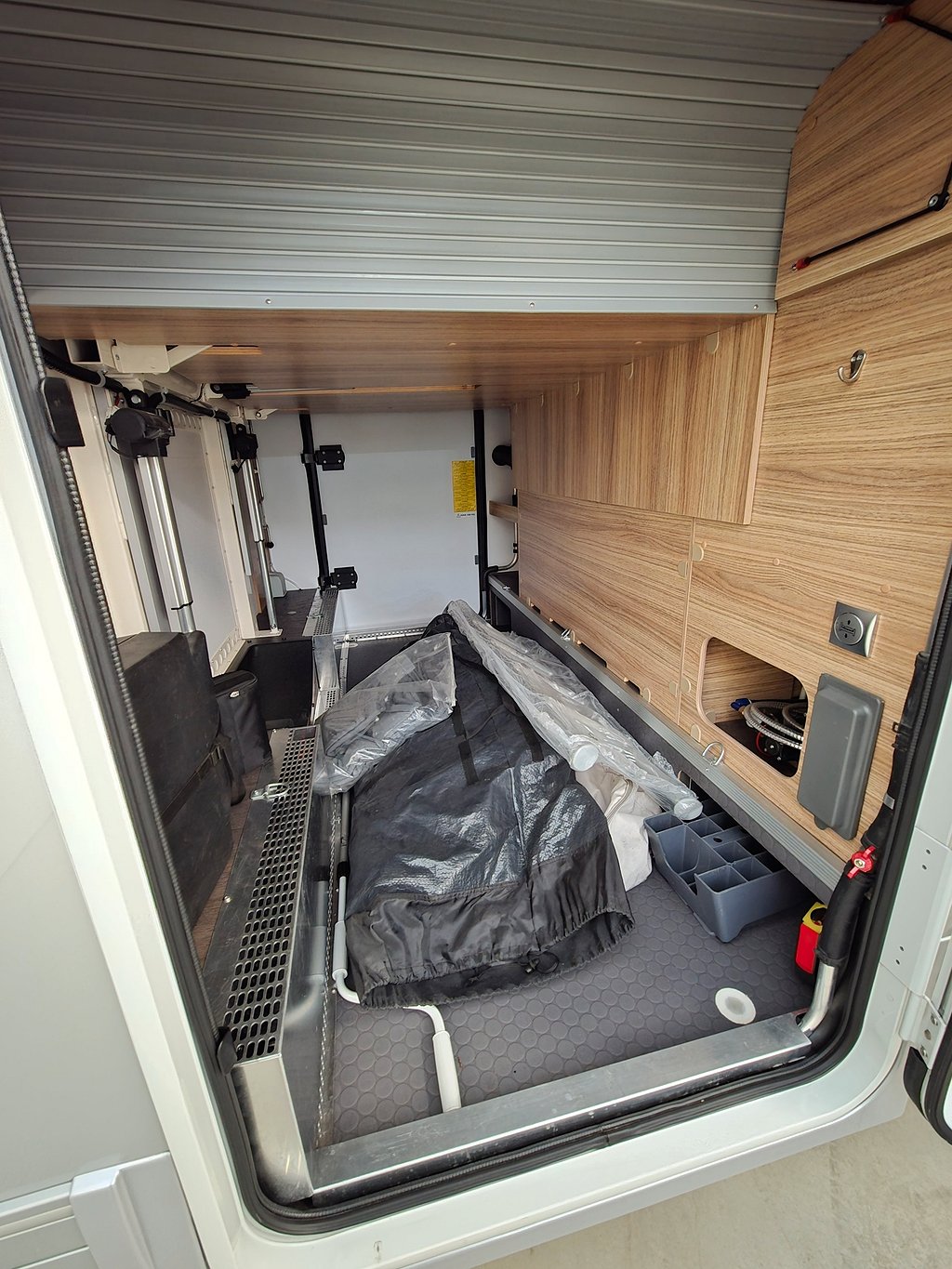 Adria Sonic Supreme 810 SC / ALDE / Auto 180hk / Ugn/Taksäng - Adria