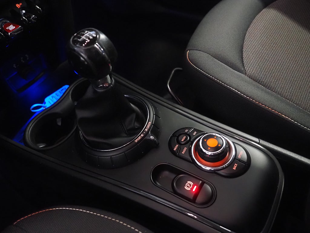 MINI Countryman Cooper ALL4 136hk Pepper Drag H/K Navi P-Sen Keyless