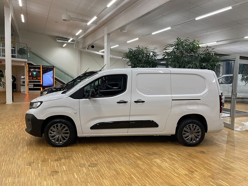 Bild på Peugeot Partner Plus 130hk Aut L2 - EDITION! SERVICE & VINTERHJUL INGÅR