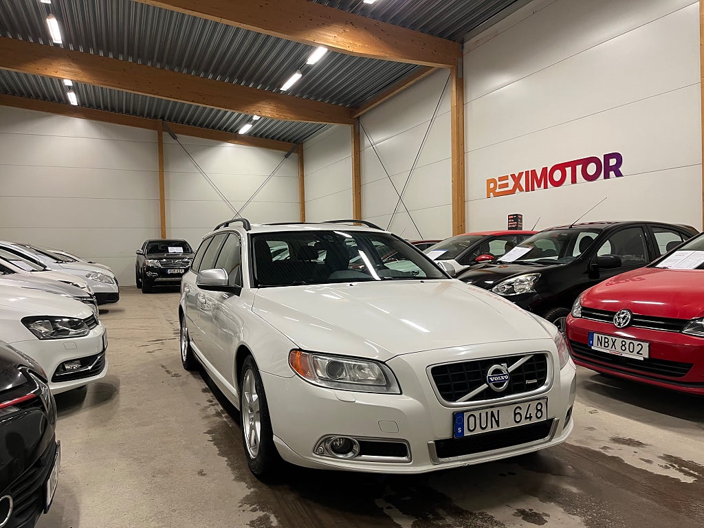 Volvo V70 D4 R-Design  Ny Besiktad 