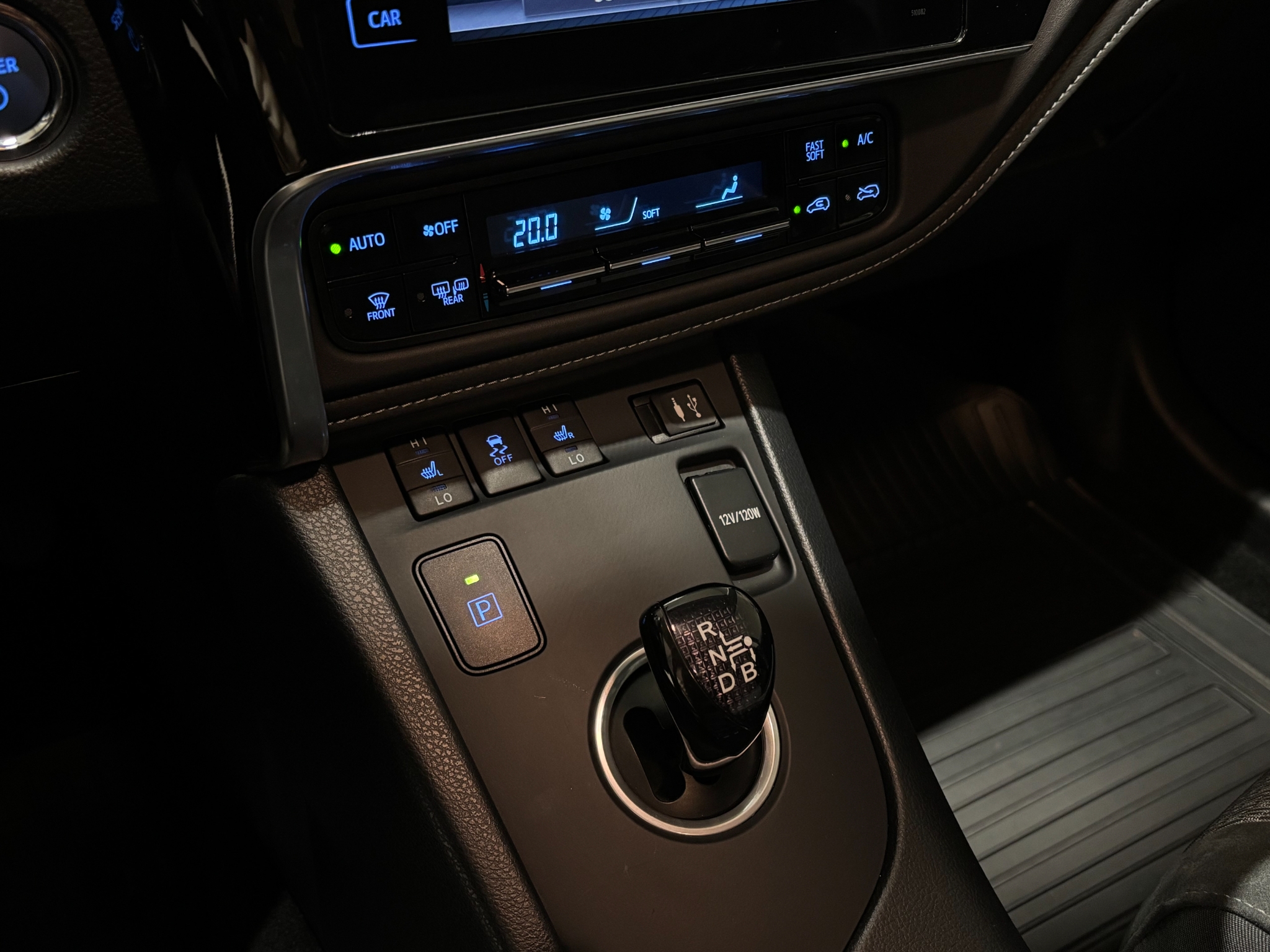 Toyota Auris 2017, bild 7/10
