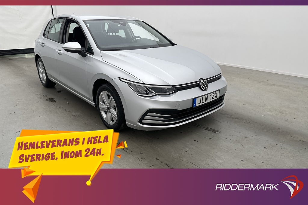 Volkswagen Golf 1.5 eTSI 150hk CarPlay Cockpit Navi Sensorer