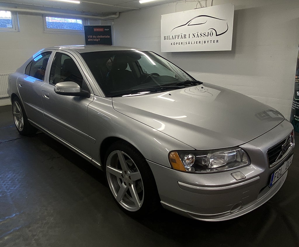Volvo S60 2.4 Momentum Manuell 170hk Dragkrock