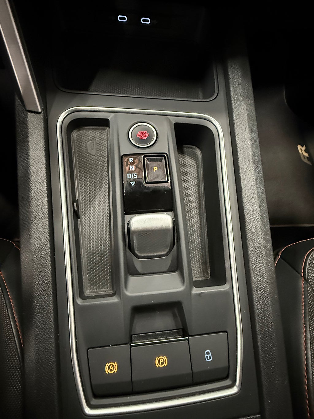 Seat Leon ST León Sportstourer e-Hybrid FR, S&V hjul, Fullservad, Garanti - miniatyr 18