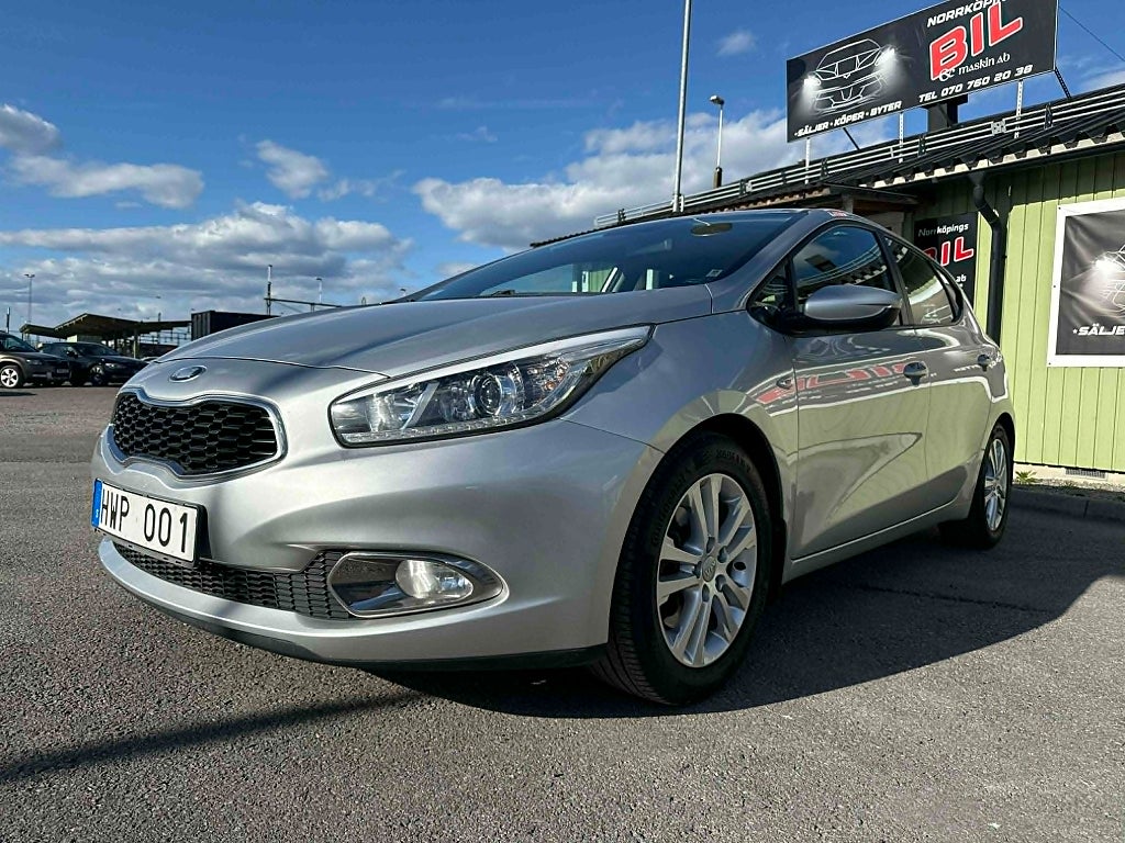Kia Ceed cee'd 1.4 CVVT EX 