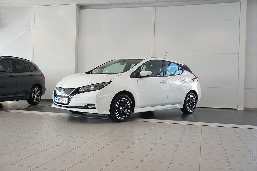 Nissan Leaf 5dr Acenta 39 kWh 150hk Releasing