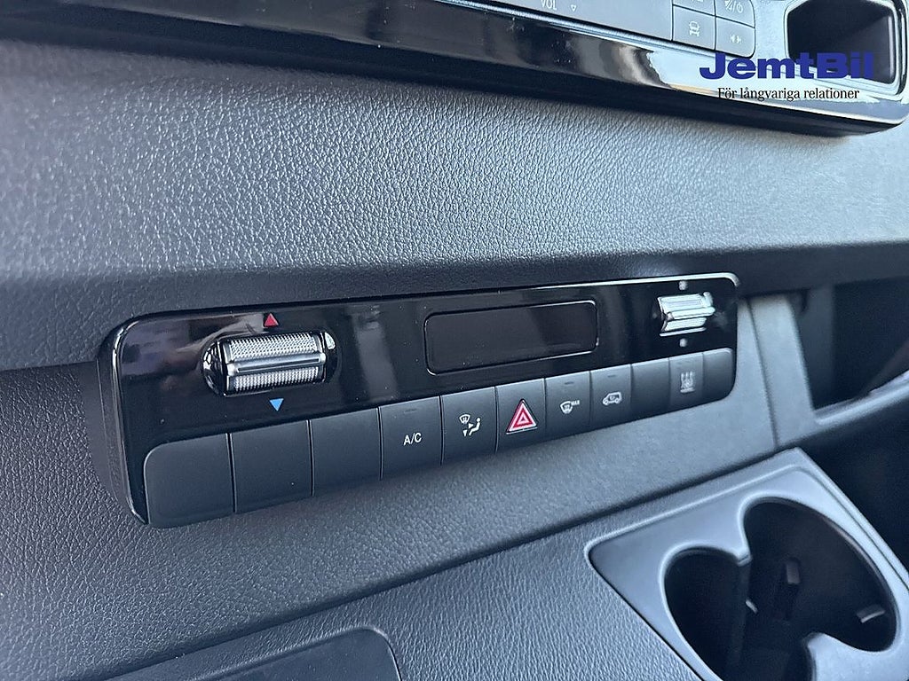 Mercedes-Benz Sprinter 2025 - miniatyr 5