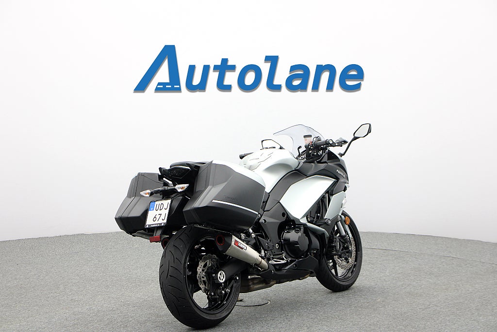 Kawasaki Ninja Z1000SX* Scorpion Sidoväskor Endast 413 mil