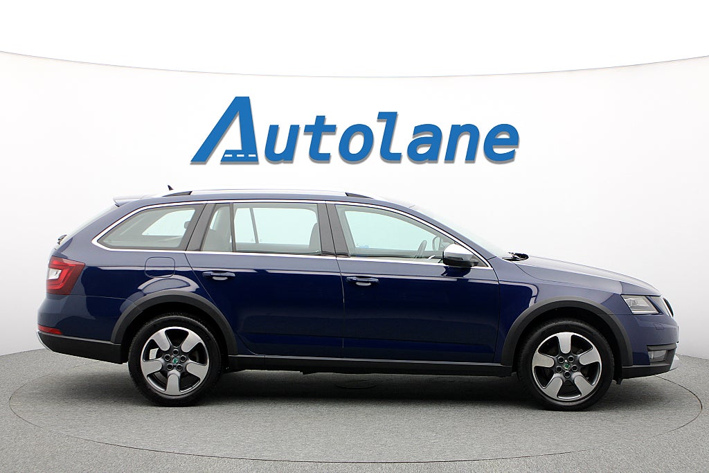 Skoda Octavia Scout 2.0 TDI 4x4 1 Automat, Kupé värmare,