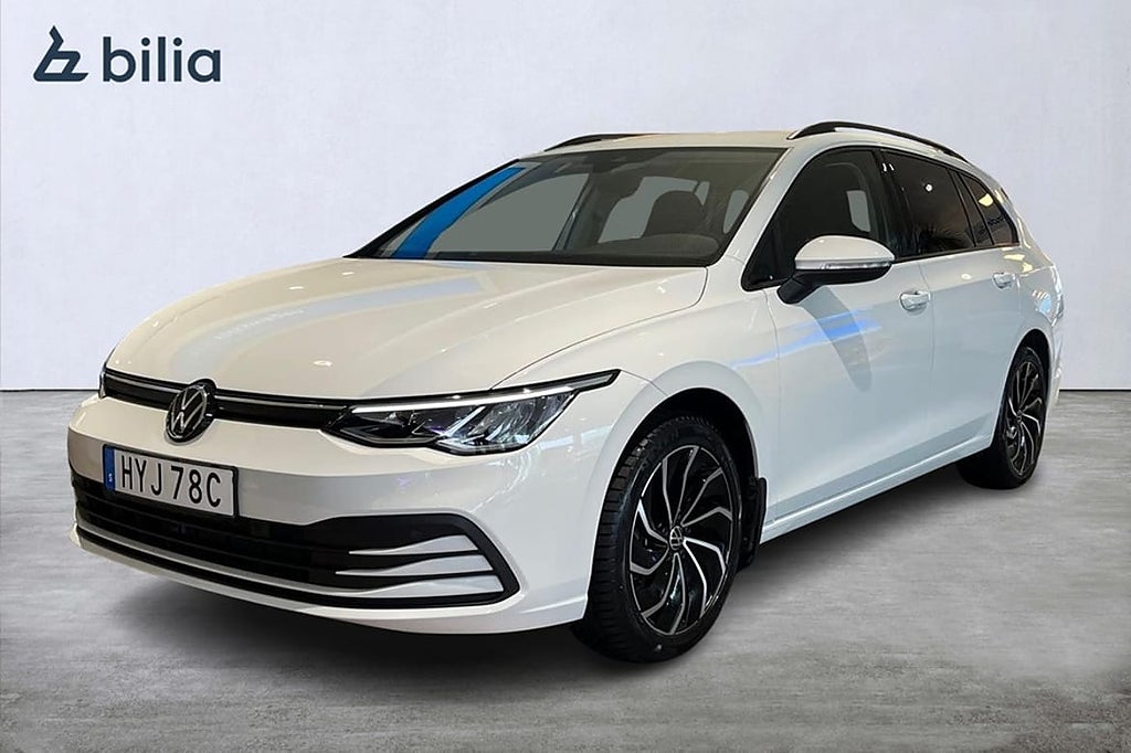 Volkswagen Golf Sportscombi SC 1.5 eTSI B-Kamera Värm Drag 150HK
