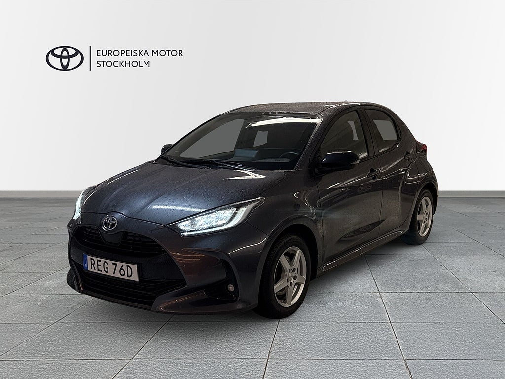 Toyota Yaris 1,5 HSD / Style / V-hjul / Moms / AU-garanti