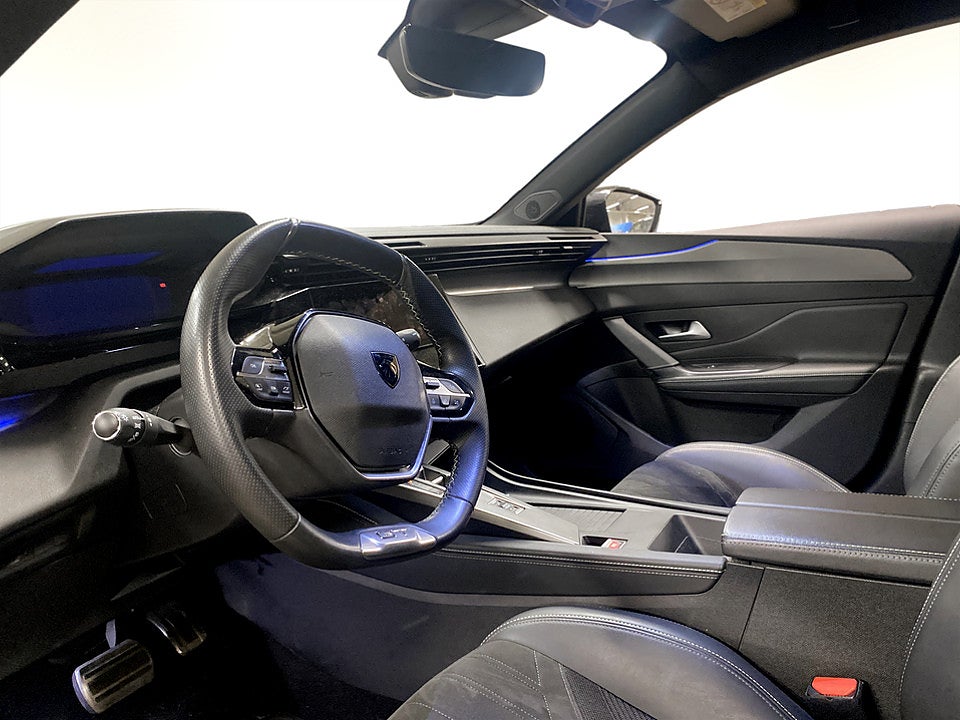 Bild på Peugeot 308 5D GT Hybrid 225hk Aut - B-KAMERA, CARPLAY