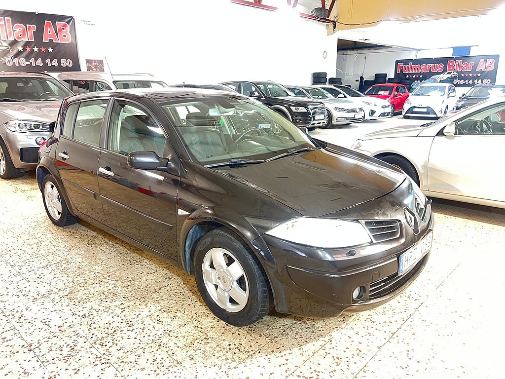 Renault Mégane  1.9 dCi Ny Servad & Ny Besiktigad 