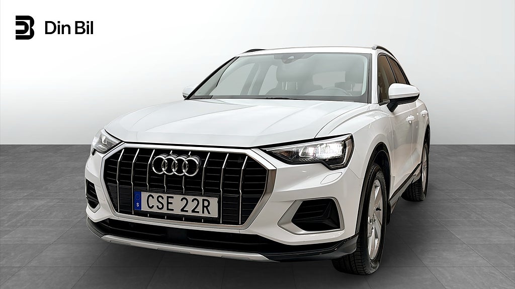 Audi Q3 35 TFSI 150HK Cockpit / Carplay