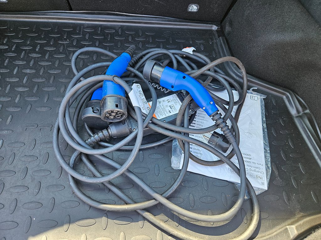 Toyota Prius Plug-in Hybrid 1.8 VVT-i Plug-in CVT, 123hk, 2019