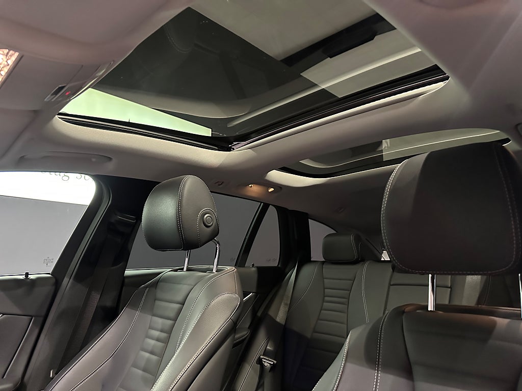 Mercedes-Benz E 220 d 4MATIC All-Terrain Panorama Burmester Värmare - bild 10