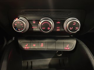 Audi A1 Sportback 1.2 TFSI Sport SoV-däck/MoK-värm/Kedja