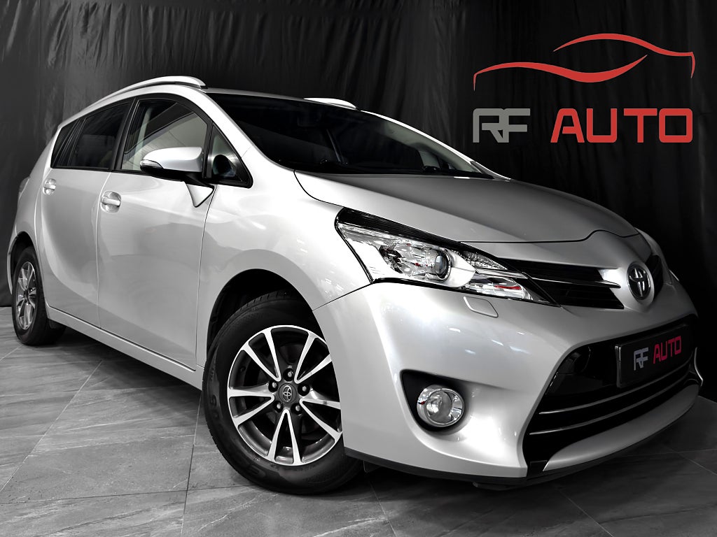 Toyota Verso 1.8 Valvematic Business 7-sits Dragkrok Kamera Nyservad