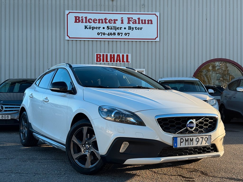 Volvo V40 Cross Country D2 Momentum Dragkrok