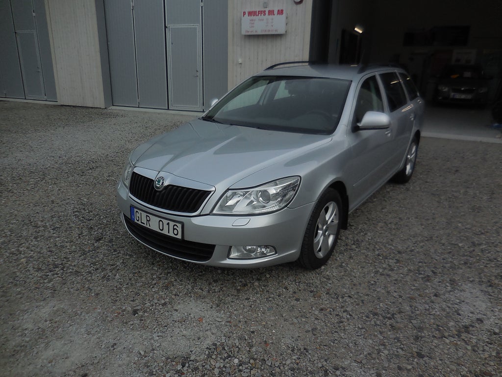 Skoda Octavia Kombi 1.6 TDI 105hk