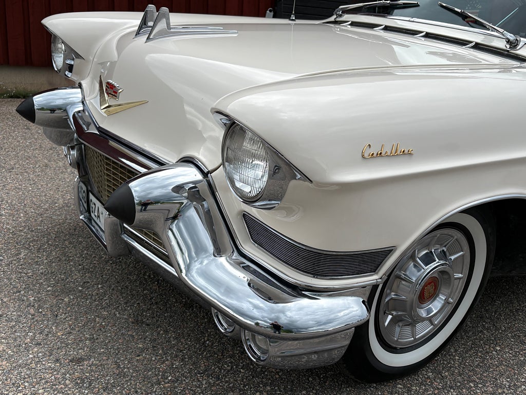 Cadillac Serie 62 Coupé - AVBET - BYTE