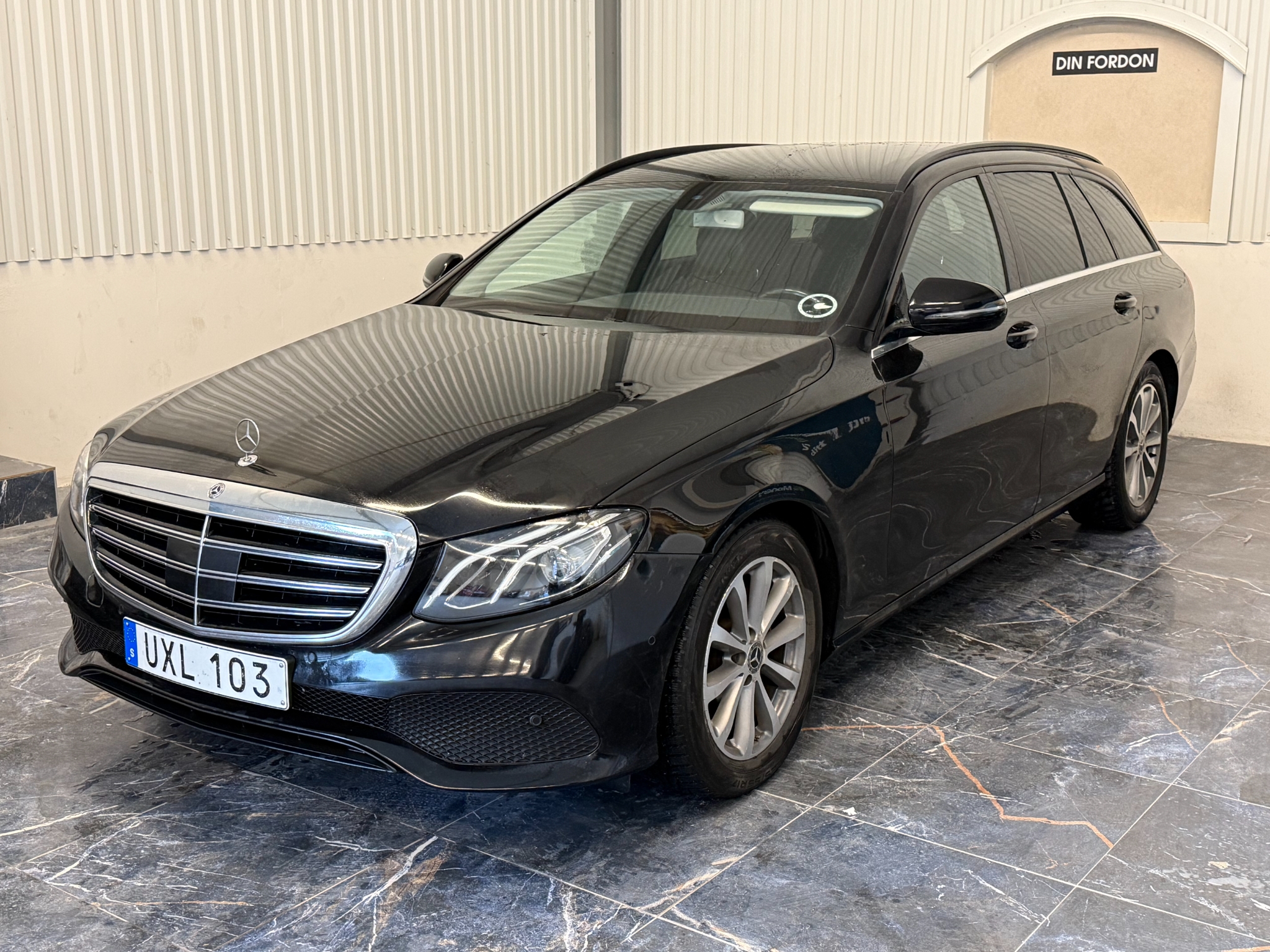Mercedes-Benz E