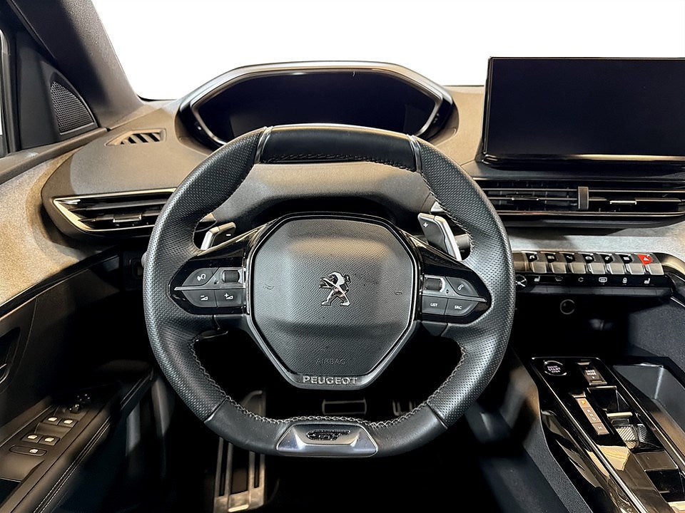 Bild på Peugeot 3008 GT 1.2 PT 130hk Aut - B-KAMERA,CARPLAY,1 ÄGARE