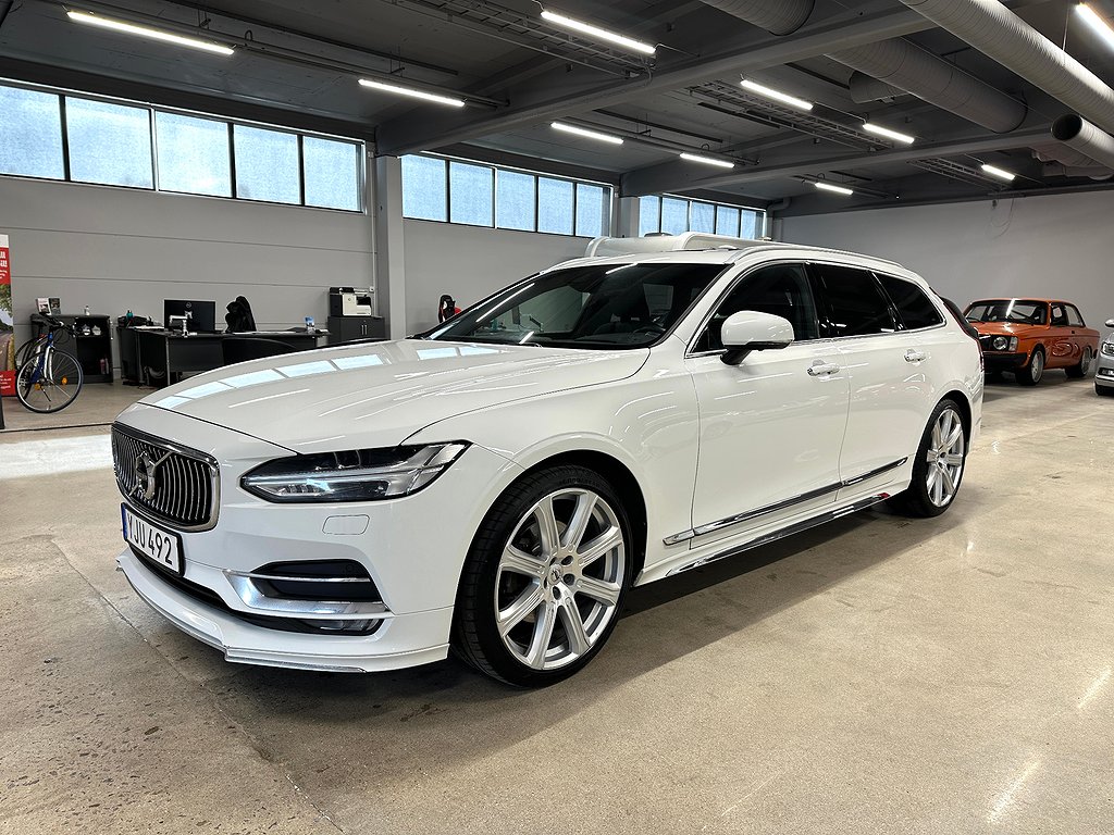 Volvo V90 D5 AWD Inscription/B&W/Panorama/Polestar