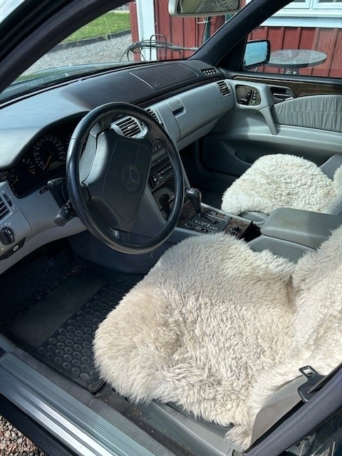 Mercedes-Benz E 280 4MATIC Avantgarde 1997, bild 5/26